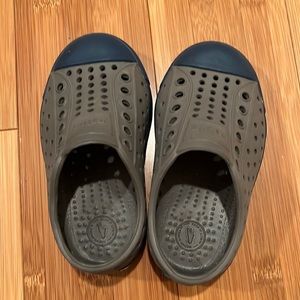 Native C6 Gray Blue Like New!